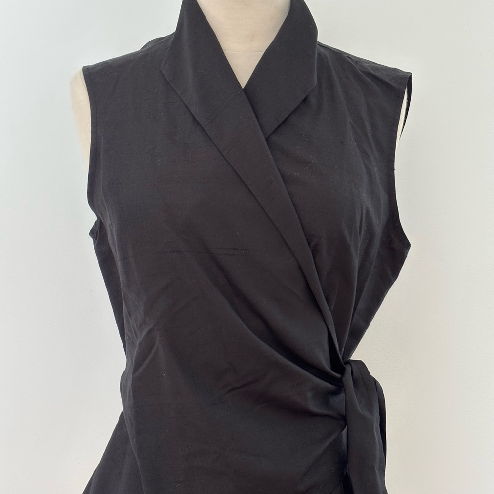 Dana Buchman Black Tie-Waist Wrap Top